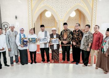 Arief Yahya bersama Bupati Ratu Tatu Chasanah. Foto dudut Suhendra