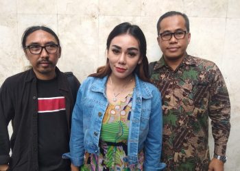 Bebby Fei di dampingi kuasa hukumnya Yanwar Bagus Sasmito foto Cakraline.com