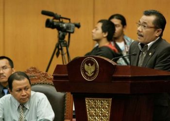 Berbahaya, DPR Minta Polda Metro Jaya Hentikan Pengguna Skuter Listrik