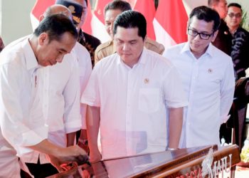 Presiden-Joko-Widodo-saat-meresmikan-Hotel-Inaya-Bay-dan-Kawasan-Marina-Labuan-Bajo-Senin-20-1-2020.j