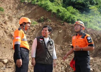 Tim-Baznas-Bazis-Provinsi-DKI-Jakarta-dipimpin-langsung-oleh-Ketua-Baznas-Bazis-Provinsi-DKI-Jakarta-Bapak-K.H-DR.-Ahmad-Lutfi-Fathullah