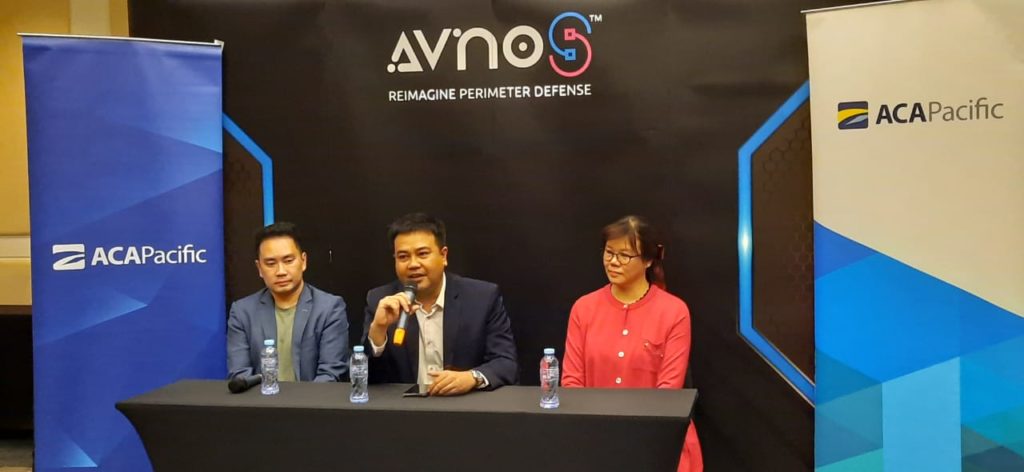 ACA-Pacific-Jadi-distributor-resmi-Avnos-di-Indonesia..-Dari-kiri-Ivan-Goh-selaku-Co-Founder-Avnos-Wiranto-selaku-Country-Manager-ACA-Pacific-Indonesia-dan-Alice-Chin-GM-of-Sales-Singapore