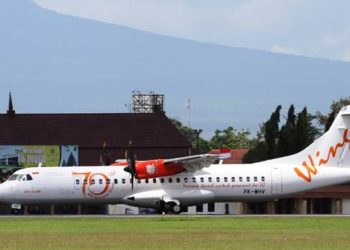 Wings-Air-dengan-pesawat-ATR-di-Bandar-Udara-Internasional-Adisutjipto-Yogyakarta.-Foto-Theodorus-Aji-Baruno-@th_aji_baruno