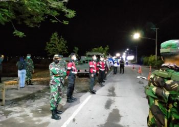 Patroli-gabungan-Kodim-1628-Sumbawa-Barat-bersama-Polres-Sumbawa-Barat-dengan-sasaran-lokasi-keramaian.-foto-Ist.