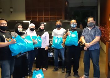 Tim-Sahabat-Kartini-dan-Bahira-Donasikan-1000-Paket-Sembako-foto-Ist