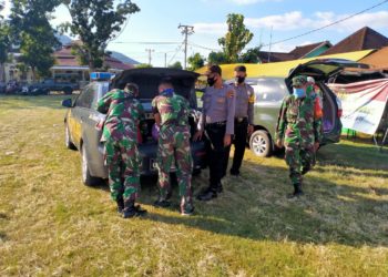 Cegah-Penyebaran-Covid-19-Patroli-TNI-POLRI-Sumbawa-Barat-Bubarkan-Kerumunan-Masyarakat