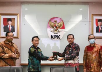 Ketua-KASN-Prof.-Agus-Pramusinto-M.D.A-mengucapkan-terima-kasih-atas-penerimaan-yang-baik-oleh-KPK-juga-kerjasama-dengan-Stranas-PK-selama-ini.-foto-Ist