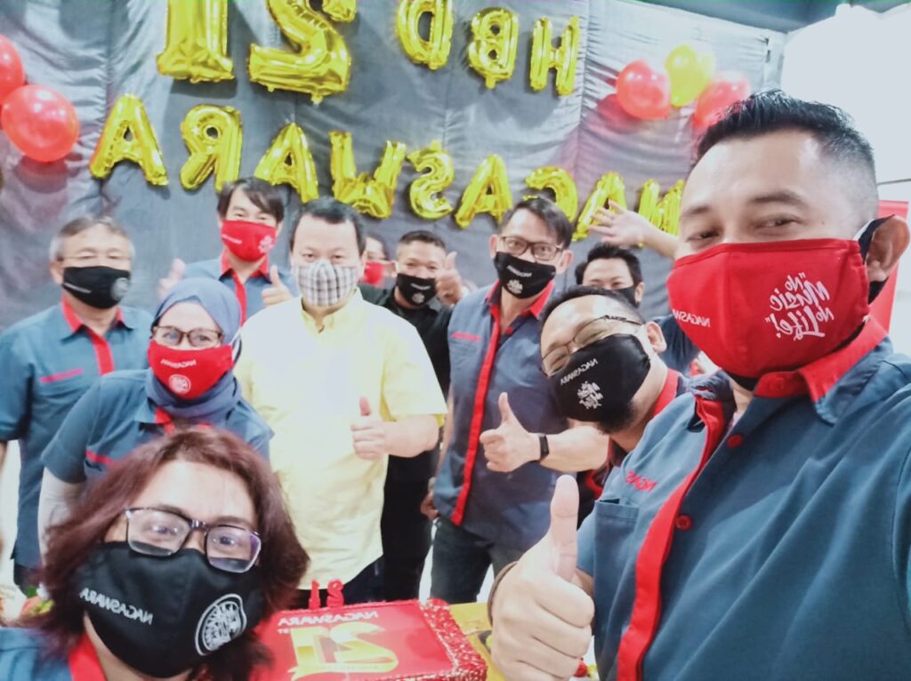 CEO-NAGASWARA-Rahayu-Kertawiguna-bersama-Wartawan-Hiburan-foto-Ist.