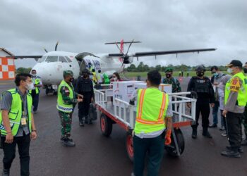 NAM-Air-Dipercaya-Antarkan-Vaksin-ke-Berbagai-Wilayah-di-Kalimantan-Barat-foto-Humas