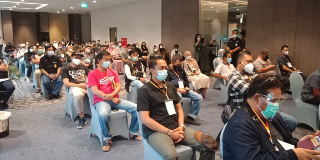 Pertemuan-keluarga-dan-kru-bersama-KNKT-dan-Sriwijaya-Air-SJ-182.-foto-Corporate-Communication-Sriwijaya-Air.