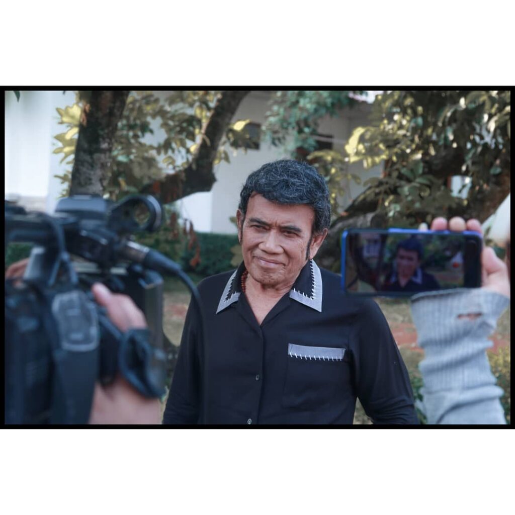 Rhoma-Irama-kaget-Ridho-bisa-kena-lagi.-Foto-instagram-rhoma_official
