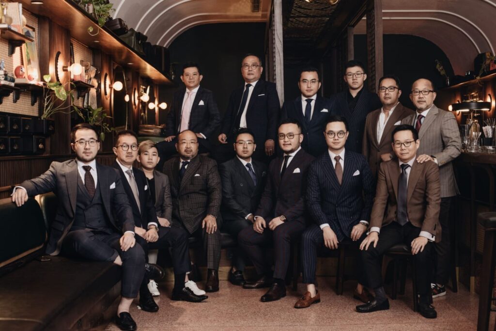 Samuel-Wongso-bersama-the-family-Wong-Hang-tailor-foto-ist.