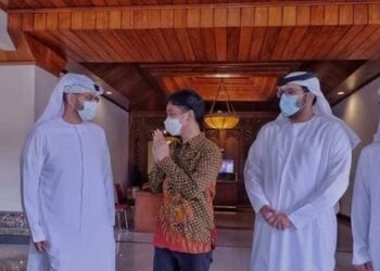 Gibran-Rakabuming-Raka-menerima-Tiga-Perwakilan-dari-Abu-Dhabi-UAE-Mohamad-Ali-Rasid-beserta-rekan-foto-Huma