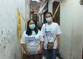 Fany-Yulian-dan-Imawati-dua-keluarga-selamat-kebarakan-di-Matraman-Jakarta-Timur-foto-Fandi