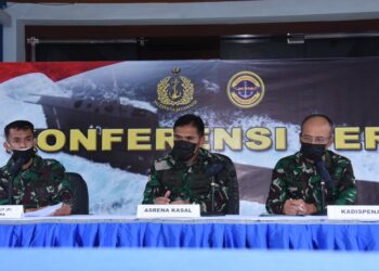 Kolonel-Iwa-Kartiwa-saat-menjelaskan-kondisi-kesehatannya-saat-ini-foto-Dinas-Penerangan-Angkatan-Laut