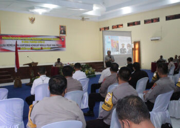 DR-Aqua-Polisi-harus-lebih-humanis-saat-memberikan-pelayanan-kepada-masyarakat-foto-Ist