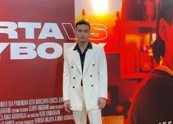 Jefri Nichol  :    Stevano Brill telah mencocokkan setelan untuk saya