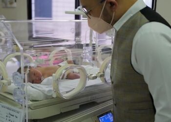 Desainer-Samuel-Wongso-menyambut-kelahiran-anak-kedua-Selamat-datang-di-dunia-Baby-Boy-ku-fot-Ist