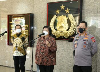 Menteri-LHK-Siti-Nurbaya-saatmeluncurkan-aplikasi-ASAP-Digital-di-Mabes-Polri.-Ist.