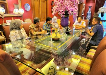 Bamsoet-terima-tim-UNPAD-dipimpin-Prof.-Dr.-Rina-Indiastuti-S.E.-M.SIE-foto-ist