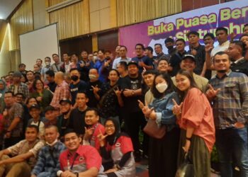    Silaturahmi-Dimensi-dengan-JNE-foto-Cakraline.com