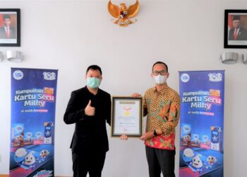 Foto-1-FRISIAN-FLAG®-Milky-Raih-Penghargaan-Museum-Rekor-Indonesia-MURI-untuk-Lomba-Menggambar-secara-Daring-dengan-Peserta-Terbanyak