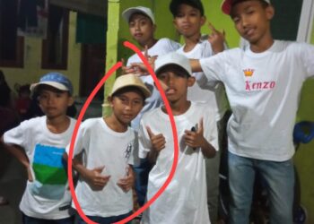 Naufal-bersama-teman-teman-sekolah-dalam-suatu-kegiatan-foto-dok-pri.