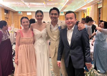 Mikha-Tambayong-Dave-Mahenra-puas-rancangan-Stephen-Wongso-mendekati-jas-papa-Mikha-hingga-98