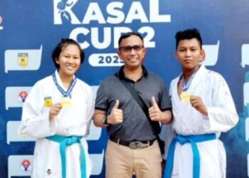 Wadan-Lantamal-XIII-Tarakan-Kolonel-Mar-David-Candra-Viasco-bersama-karateka-Ser-Azzachrul-dan-Serda-Alifia-foto-Ist