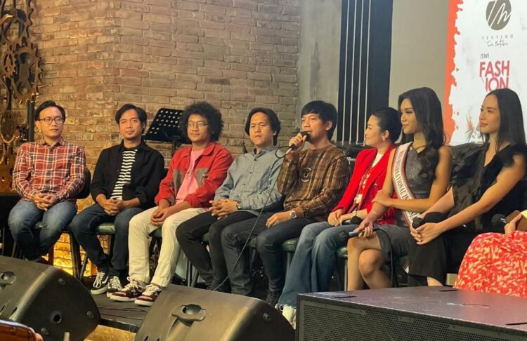 Artis-desainer-dan-pekerja-kreatif-pengisi-acara-Indopop-Movement-kembali-digelar-di-Times-Square-New-York-foto-Ist