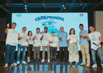 Ghaniya-Kartasasmita-Ketua-Harian-Sobat-Biru-Langit-Milenial-Prabowo-Gibran-bersama-kawan-kawan-foto-Ist.