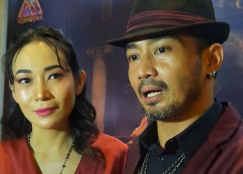 Yama-Carlos-bersama-Carina-Ivola-foto-Cakraline.com