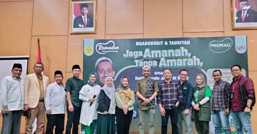 Irwan-Wijaya-General-Manajer-Marketing-Kalbe-Consumer-Health-bersama-nara-sumber-Promag-tanpa-Dramaag-ft-Is