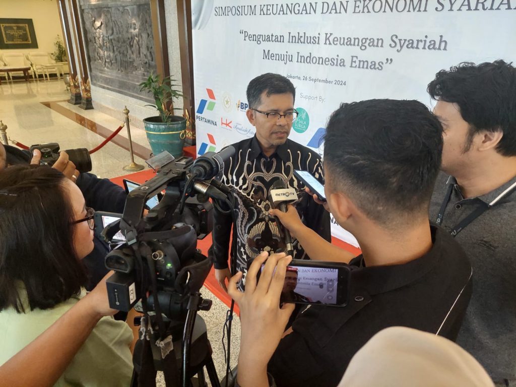 Kepala-Pasar-Modal-Syariah-BEI-Irwan-Abdullah-dalam-forum-Simposium-Keuangan-dan-Ekonomi-Syariah-yang-diselenggarakan-Forum-Jurnalis-Wakaf-dan-Zakat-Indonesia-Forjukafi.