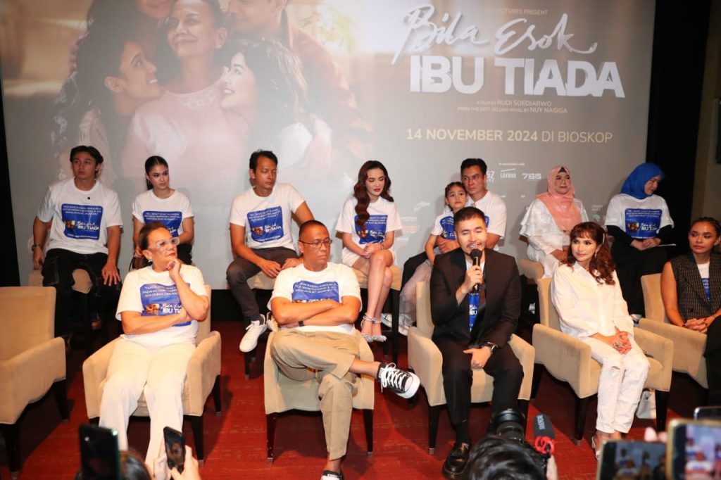 Christine-Hakim-Rudi-Seodjarwo-Agung-Saputra-Produser-Bila-Esok-Ibu-Tiada-ft-Reza