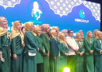 Kepala-Badan-Penyelenggara-Jaminan-Produk-Halal-BPJPH-Haikal-Hassan-bersama-Pengurus-Persaudaraan-Muslim-Indonesia-PERSAMI-ft-Cakraline