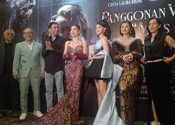 Cinta-Laura-Kiel-bersama-pemain-Panggonan-Wingit-2-Miss-K