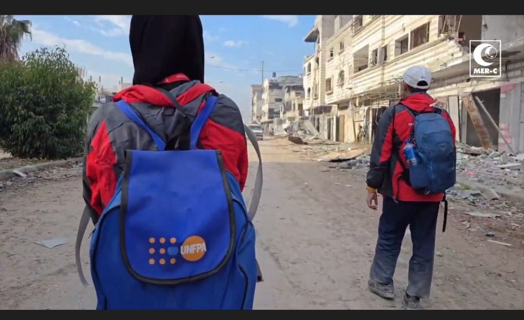 Pasukan-IDF-memaksa-tim-medis-meninggalkan-Rumah-Sakit-berjalan-kaki