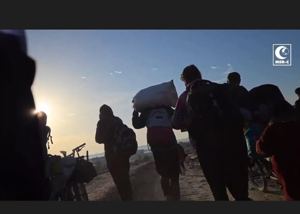 Rombongan-tim-medis-tinggal-RS-Kamal-Adwan-di-Gaza-Utara