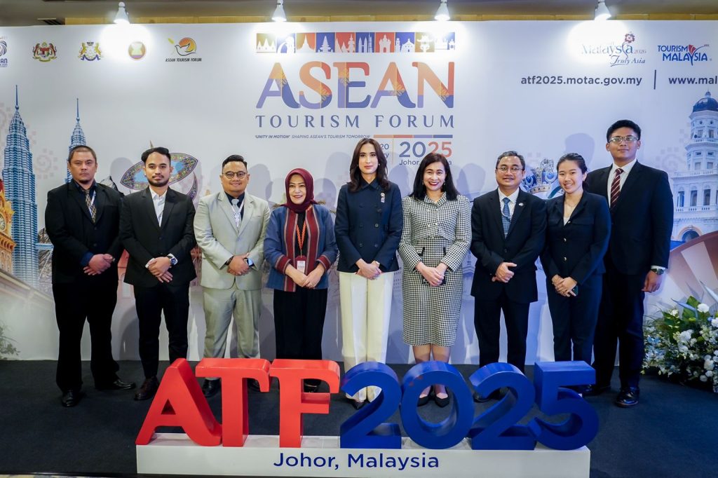 Menpar-Widiyanti-Putri-Wardhana-saat-menghadiri-forum-The-12th-ASEAN-India-Tourism-Minister-Meeting-di-Johor-Baru-Malaysia