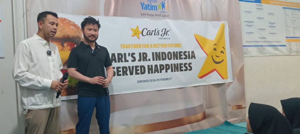 Raffi-Ahmad-bersama-Rudy-Salim-berbagi-berbah-bersama-anak-yatim