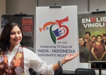 Ayu-Azhari-Kehormatan-Dapat-Kesempatan-Isi-Suara-Artis-Legendaris-India-Sri-Devi