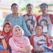 Eny-Soedarwati-Anggota-Komisi-B-fraksi-PKB-DPRP-Kab-Bojonegoro-bersama-teman-temannya
