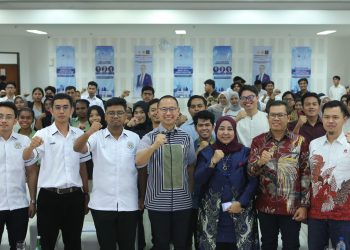 Eddy-Soeparno-Wakil-Ketua-MPR-dalam-Talk-Show-PIONEERS.4.0-Bersama-Pengurus-HIPMI-UGM-di-Yogyakarta