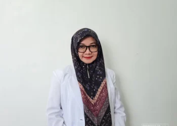 Dokter-Spesialis-Kejiwaan-Rumah-Sakit-Universitas-Sebelas-Maret-UNS-Surakarta-dr.-Lisetiawati-Sp.KJ