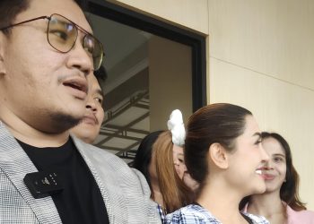 Machi-Achmad-kiri-Dampingi-Ratu-Meta-kanan-ft-Ist