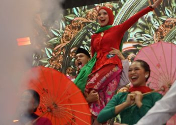 Senyum-Kemenangan-Isabel-Tramp-Terpilih-Sebagai-None-Jakarta-Selatan-ft-FB-Isabel.