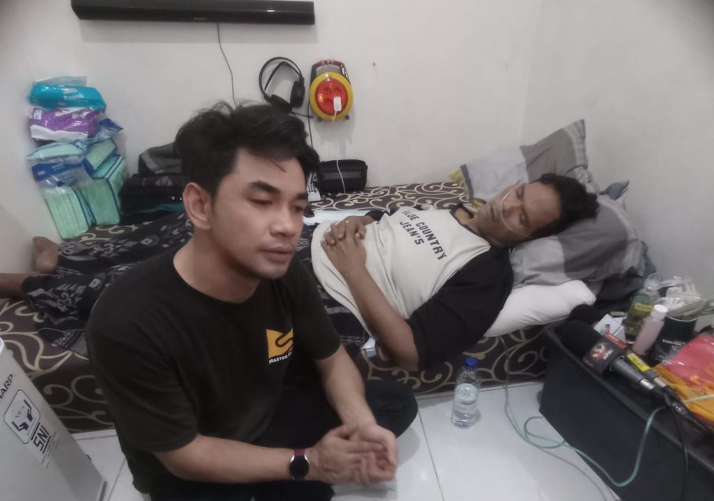 Malvin-Saat-Mengunjungi-Fahmi-BO-di-Kediamanya-di-Rawa-Belong.