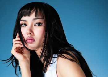 Shakira-Jasmine-ft-Istimewa.