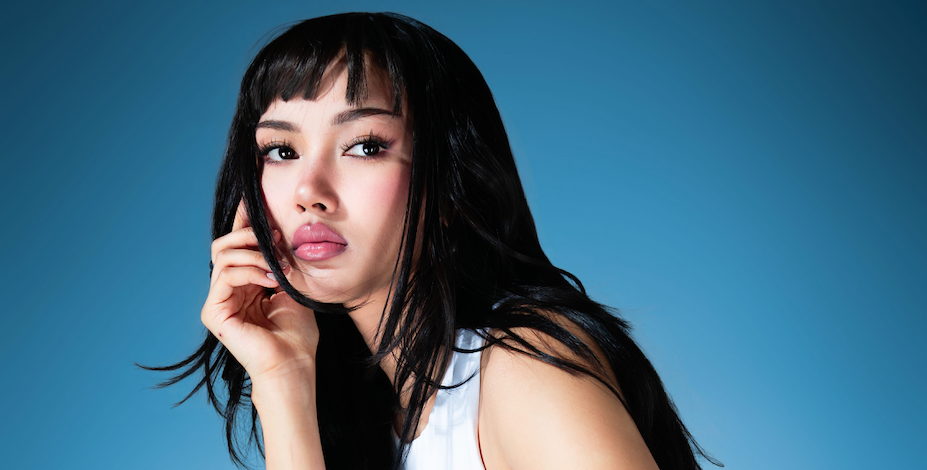 Shakira-Jasmine-ft-Istimewa.